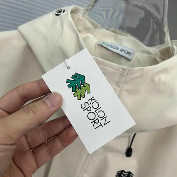 Kolon Sport Black And White Hooded Jacket - Picture 8 of 8